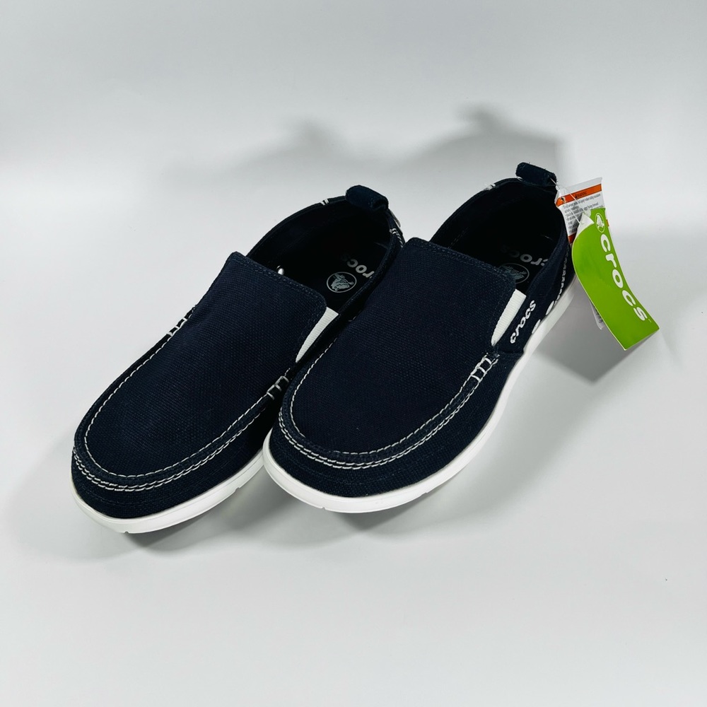 Crocs Walu Slip on Casual Loafer